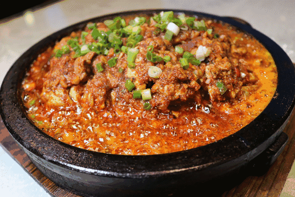 “脑花”作食材，川菜出美味