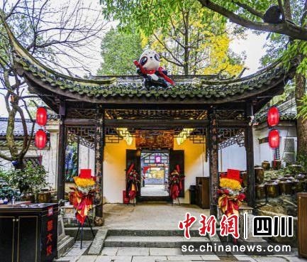 火锅开进园林艺术博物馆 蜀大侠开创舌尖上的新文创