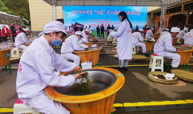 30产茶县90名手工制茶匠人齐聚广元旺苍 进行了一次“大比武” 