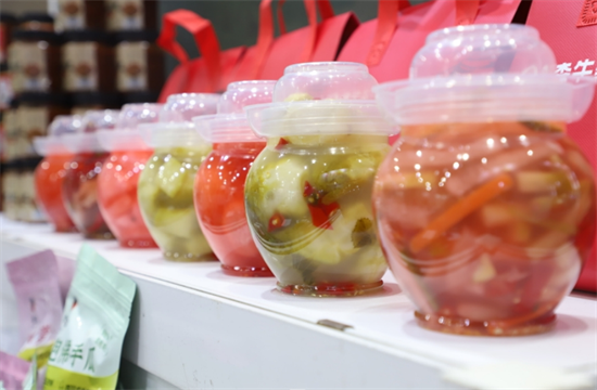 “健康食品 世界共享” 第十四届中国泡菜食品国际博览会在眉山开幕