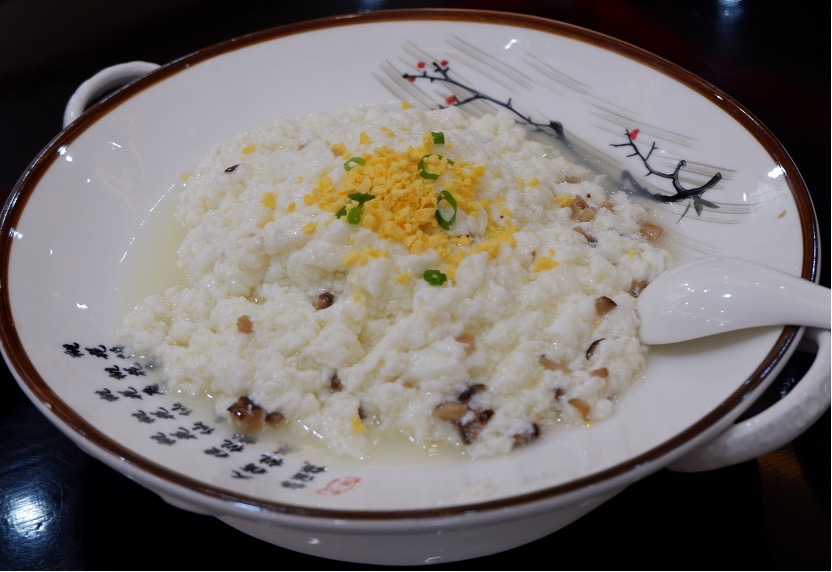创新传统川菜——琥珀鸡淖